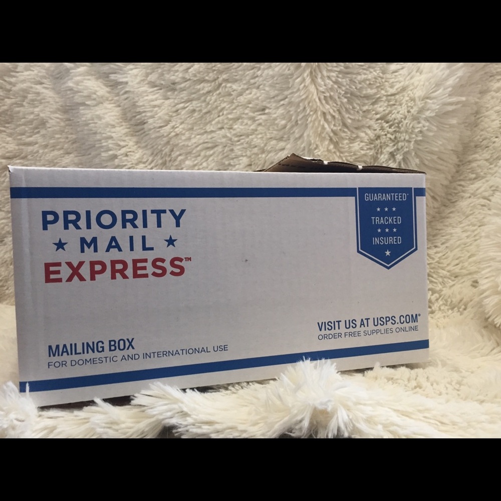 BABY GIRL MYSTERY BOX NB